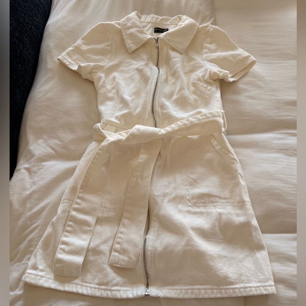 White Fox Zip-Up Collared Dress